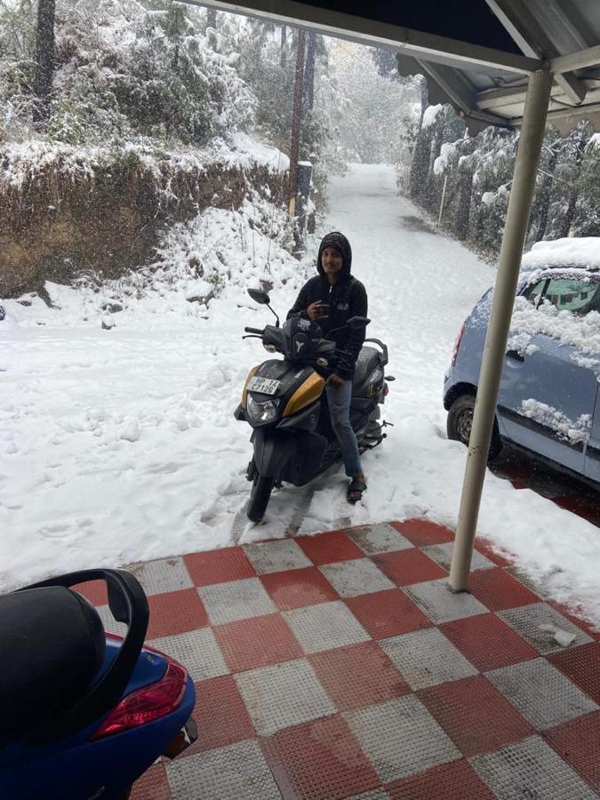 Ellays Dream Resort Kasauli Exterior photo