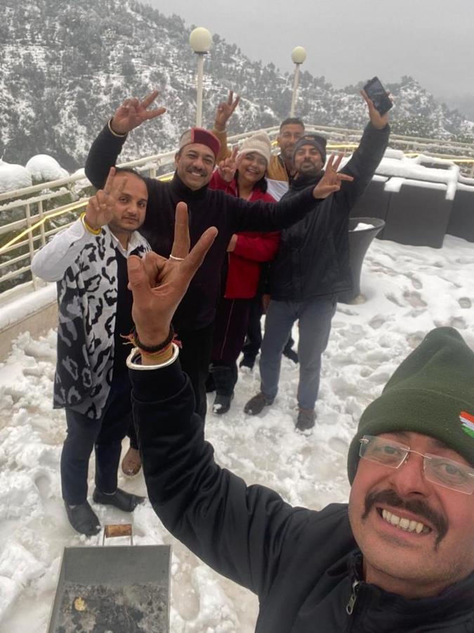 Ellays Dream Resort Kasauli Exterior photo